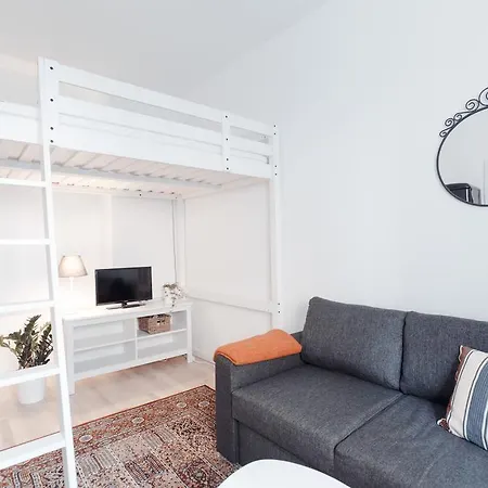 Huoneisto Scandinavian Studio