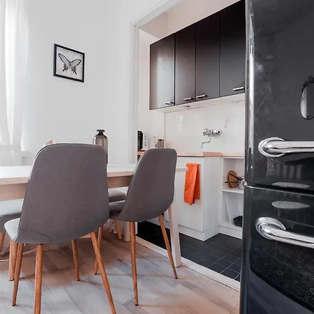 Huoneisto Scandinavian Studio